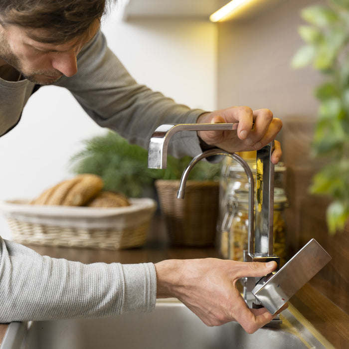 How to Change a Kitchen Tap in 8 Simple Steps