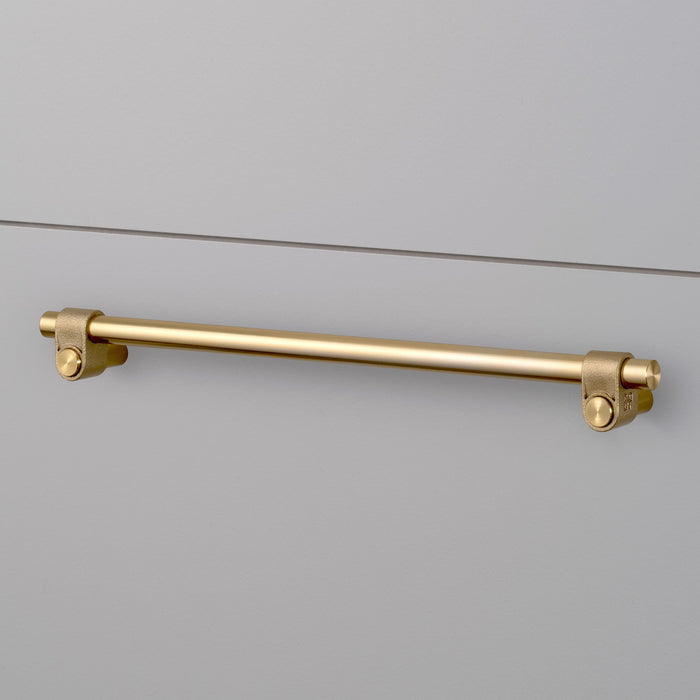 Cast Pull Bar