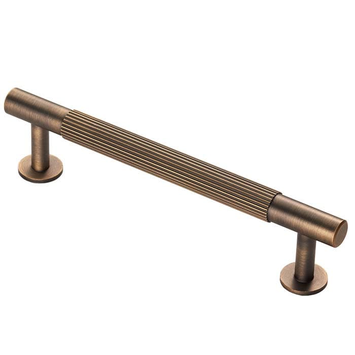 Carlisle Brass Cupboard Handles Antique Brass FTD LINES PULL HANDLE 128mm c/c