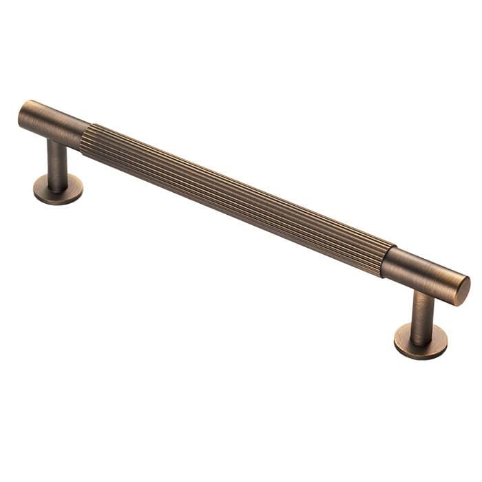 Carlisle Brass Cupboard Handles Antique Brass FTD LINES PULL HANDLE 160mm c/c