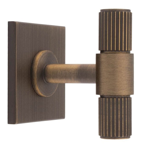 Carlisle Brass Cupboard Knob 40mm X 40mm / Antique Brass Lines T-Bar Knob on Backplate