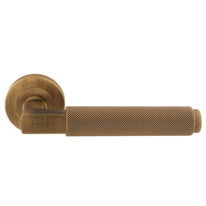 Carlisle Brass Handles Antique Brass Terazzo Knurled Lever On Concealed Fix Round Rose