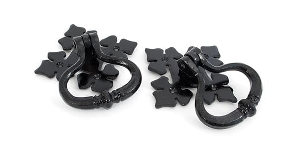 From The Anvil Handles Turn Black Shakespeare Latch Set